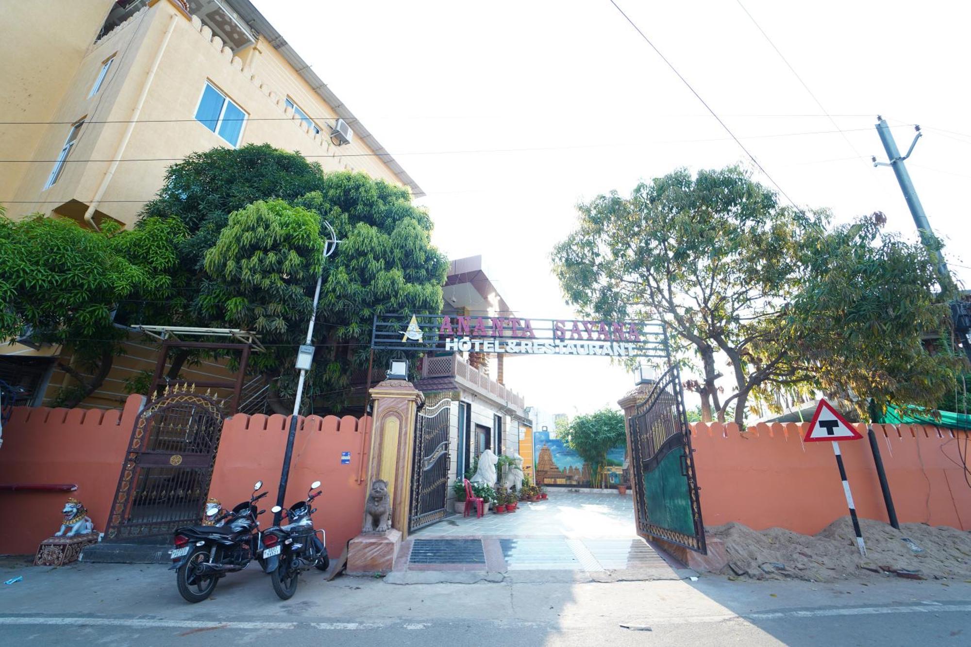 Hotel Ananta Sayana Bhubaneswar Exterior photo
